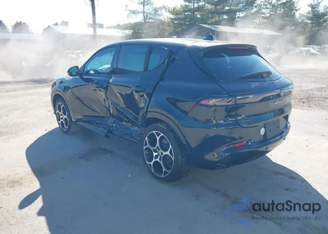 2025 Alfa Romeo Tonale Awd from USA, damaged, VIN ZASNATAN4S3094131